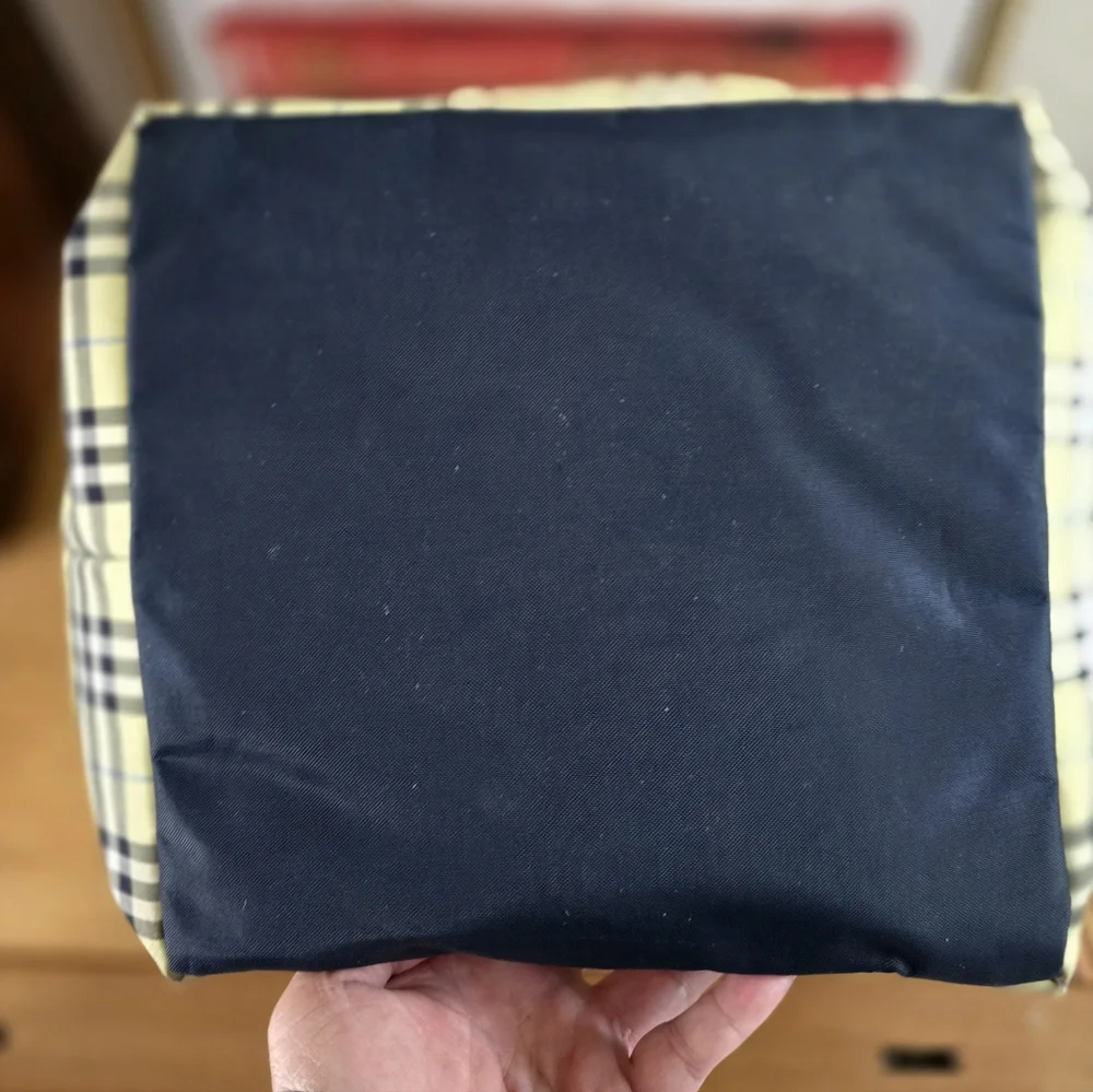 Burberrys Euc Nova Check Tote - Picture 4 of 11